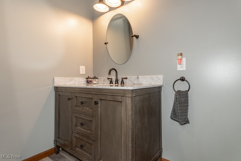 12125 Burlington Glen Drive, Chardon, Ohio image 14