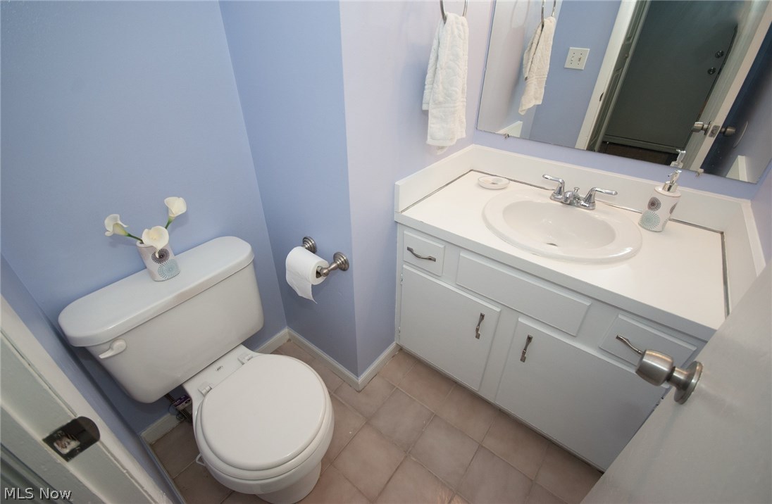 Oxford Heights Condos Ph 04 - Residential