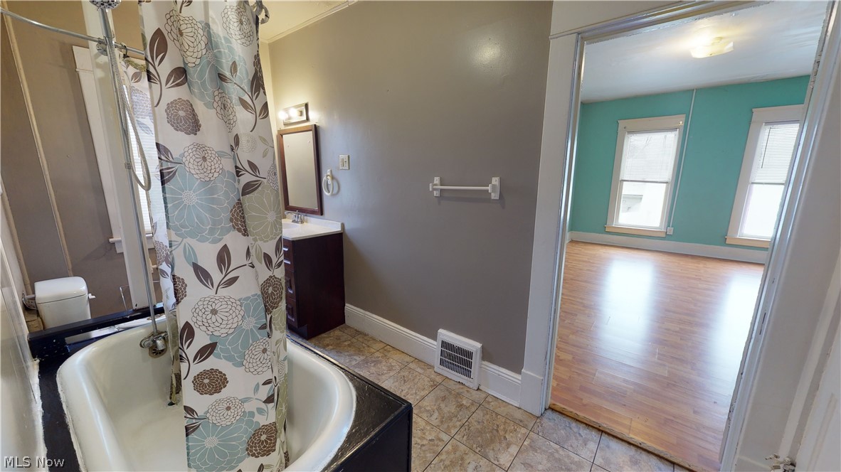 Connecticut Western Reserve - Residential Income