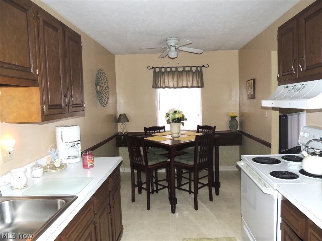 Dover West Condo - Residential