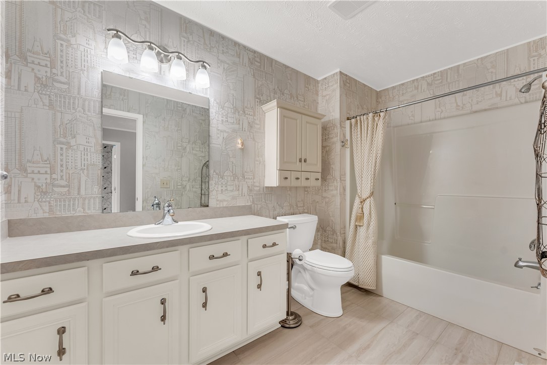 Nantucket Woods - Residential