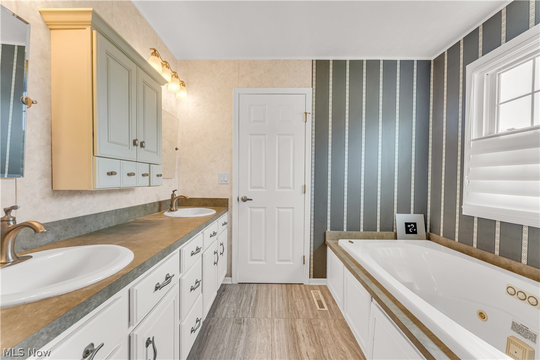 Nantucket Woods - Residential