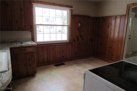 Tiny photo for 1711 E 30th Street, Ashtabula, OH 44004 (MLS # 5179199)