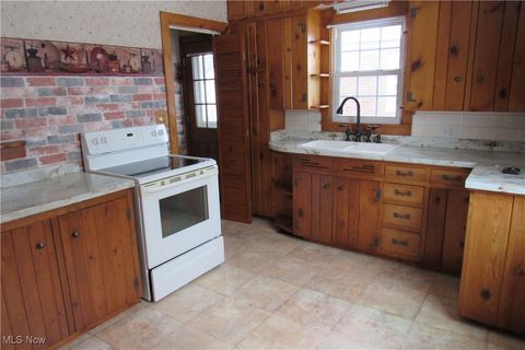 Tiny photo for 1711 E 30th Street, Ashtabula, OH 44004 (MLS # 5179199)