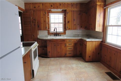 Tiny photo for 1711 E 30th Street, Ashtabula, OH 44004 (MLS # 5179199)