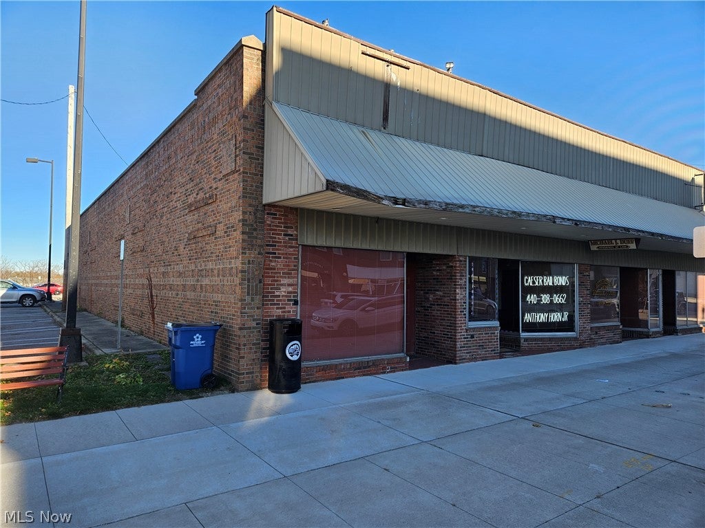 717 Broadway