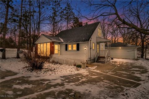 Photo of 8539 Broadview Road, Broadview Heights, OH 44147 (MLS # 5177730)