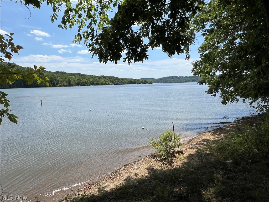 23497 N Hide Away Drive, Senecaville, Ohio image 35