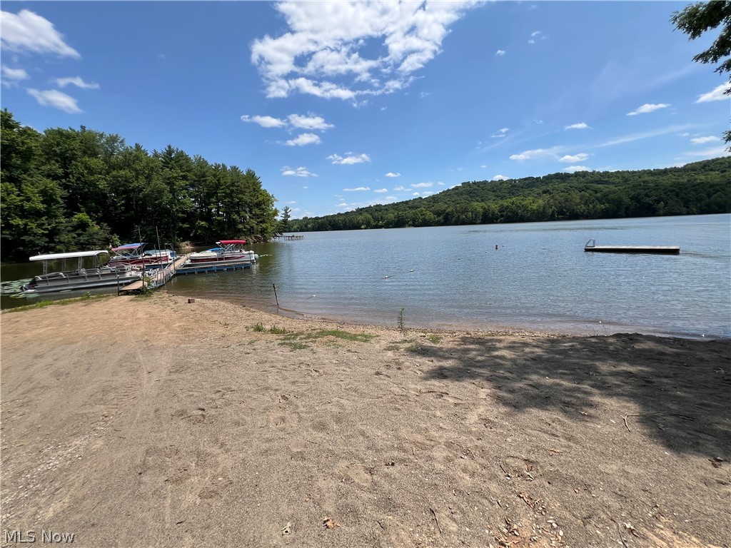 23497 N Hide Away Drive, Senecaville, Ohio image 36