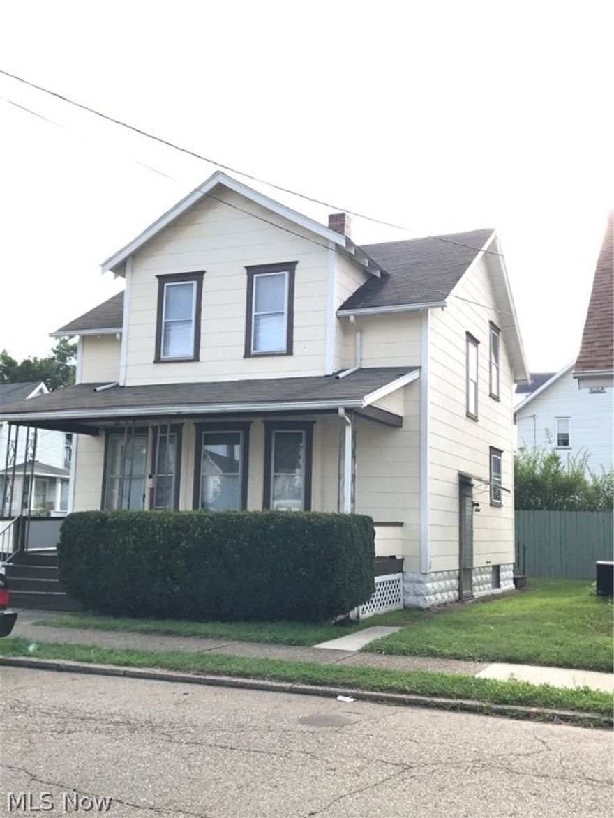 3 bedroom 1 bath rental home available.  One month as deposit. Tenant pays e/g/w/s/t. $50 per adult application fee.