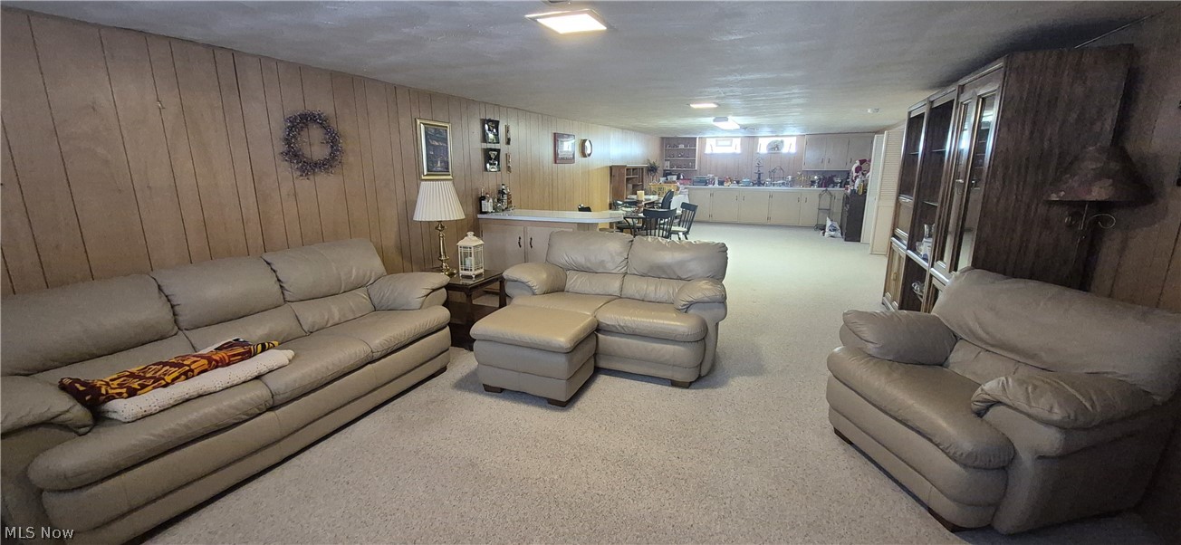 Seven Hills Prop Inc 02 - Residential