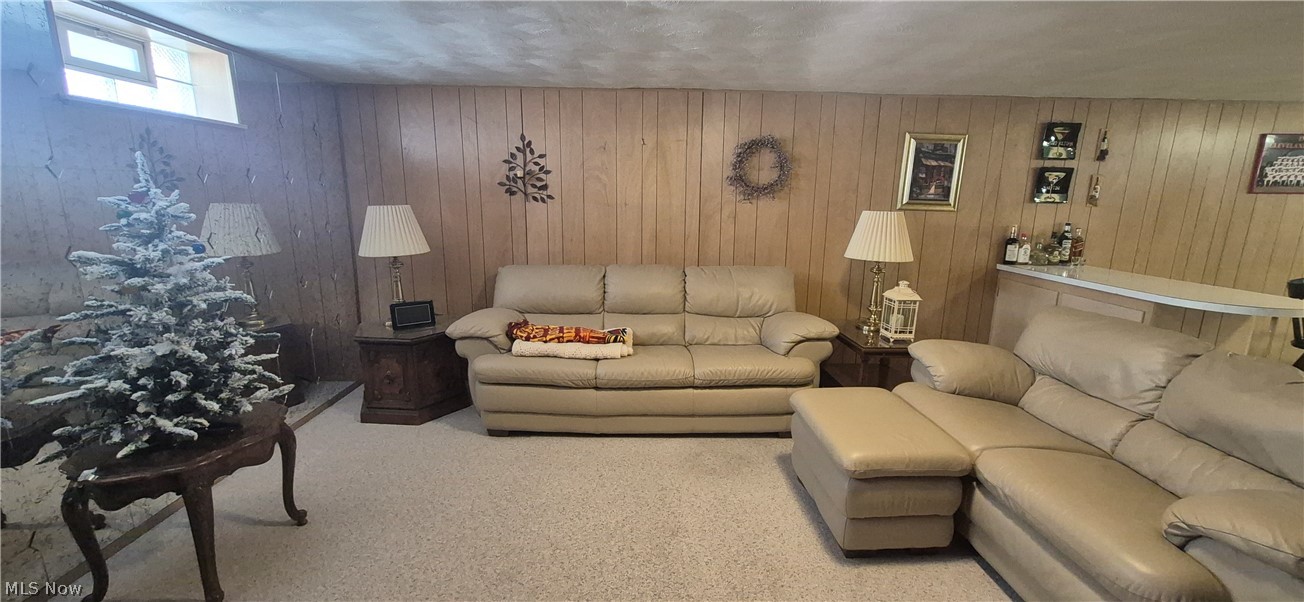 Seven Hills Prop Inc 02 - Residential