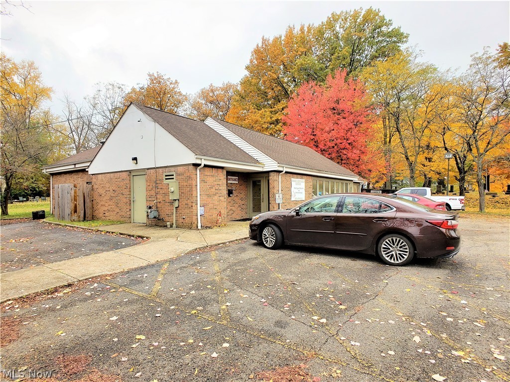 Canton - Commercial Sale