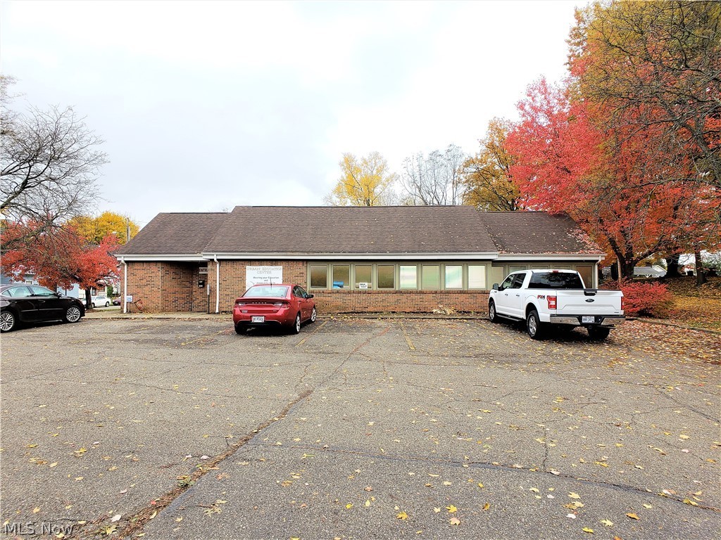 Canton - Commercial Sale