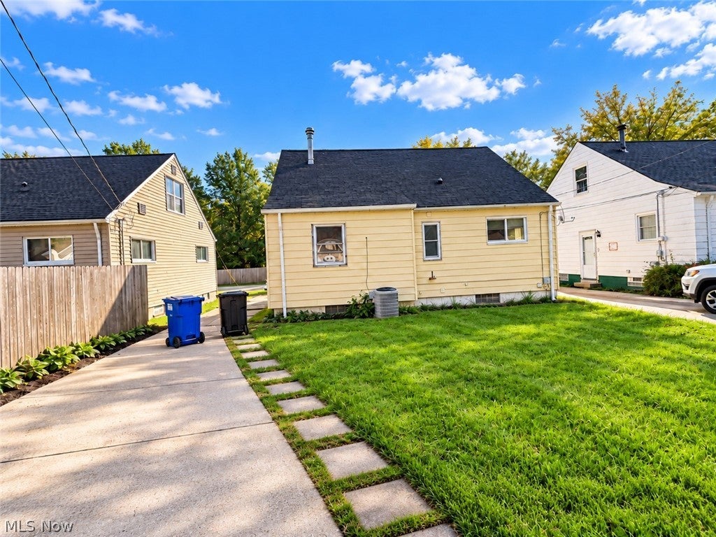 3850 E 190th Street