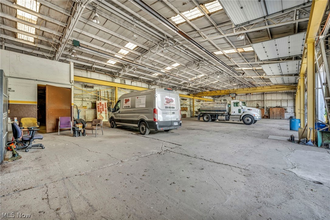 Gaud - Commercial Sale