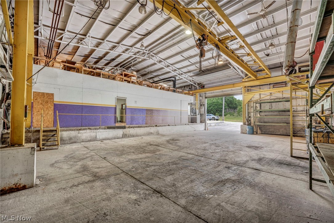 Gaud - Commercial Sale