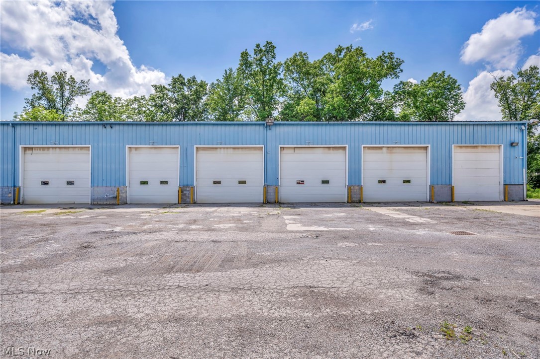 Gaud - Commercial Sale