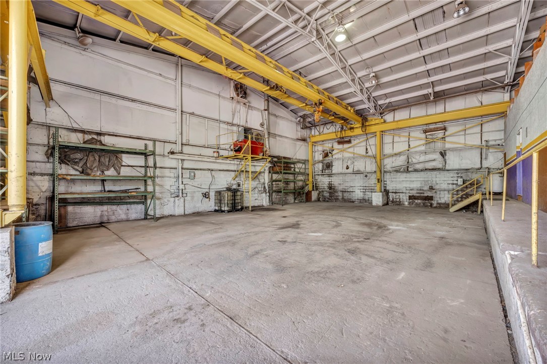 Gaud - Commercial Sale