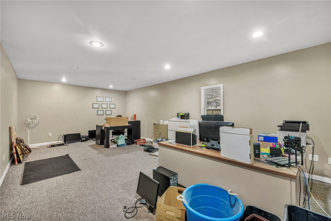 Gaud - Commercial Sale