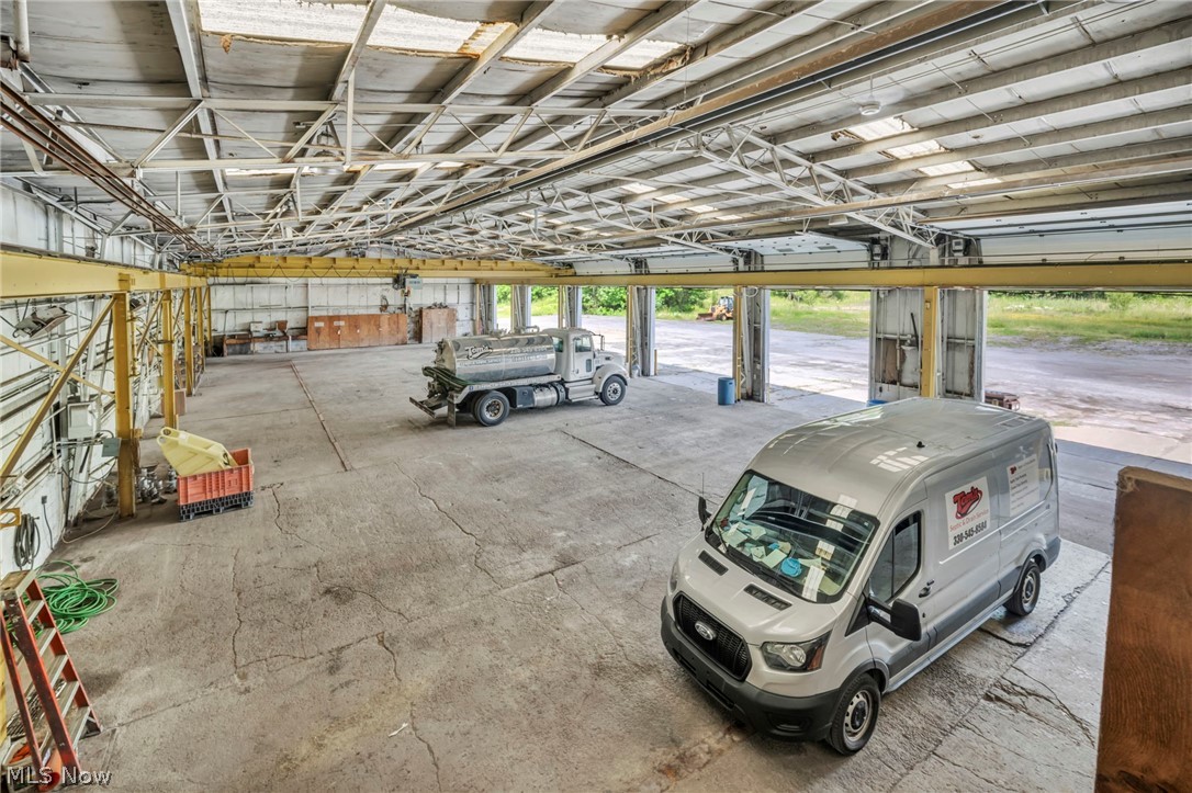 Gaud - Commercial Sale