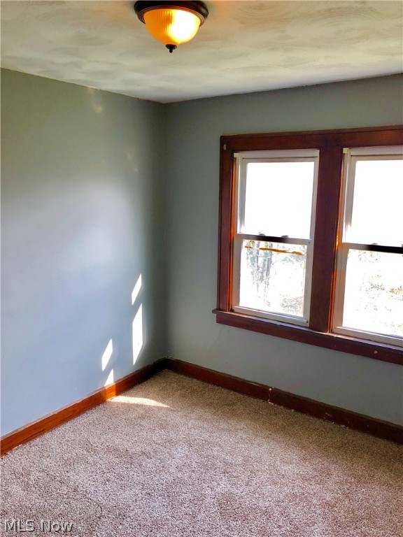 James M & Colgaie Hoyt's Sub - Residential Income