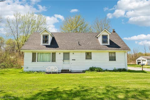 Homes For Sale - 38553871 N Broadway<br/> Geneva, OH 44041
