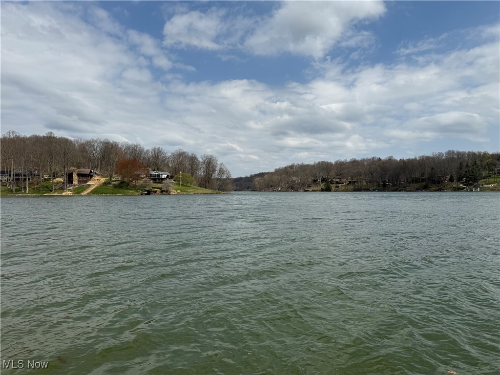 1820 W Buckhorn Drive, Millersburg, Ohio image 11