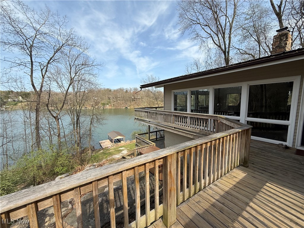 1820 W Buckhorn Drive, Millersburg, Ohio image 2