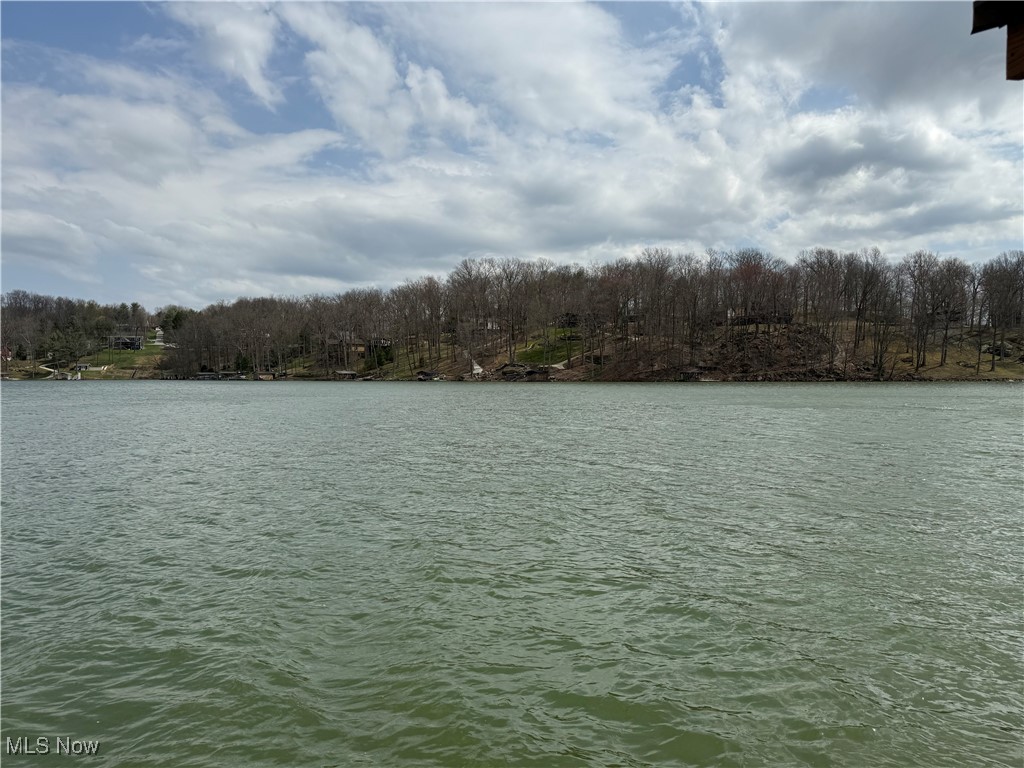 1820 W Buckhorn Drive, Millersburg, Ohio image 13