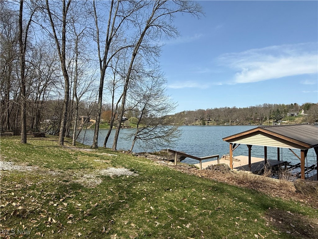 1820 W Buckhorn Drive, Millersburg, Ohio image 28