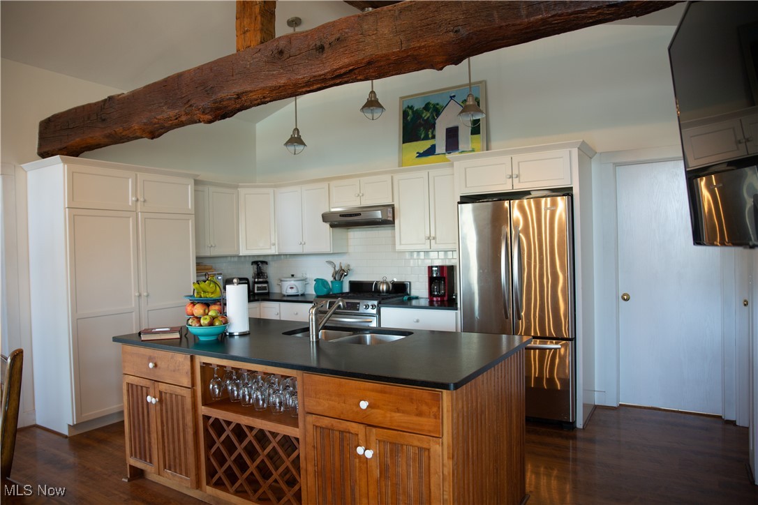 1820 W Buckhorn Drive, Millersburg, Ohio image 35