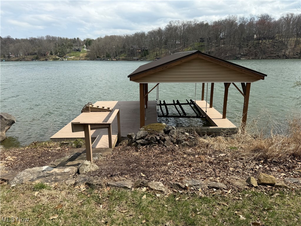 1820 W Buckhorn Drive, Millersburg, Ohio image 9