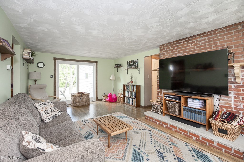 121 Keenan Road
