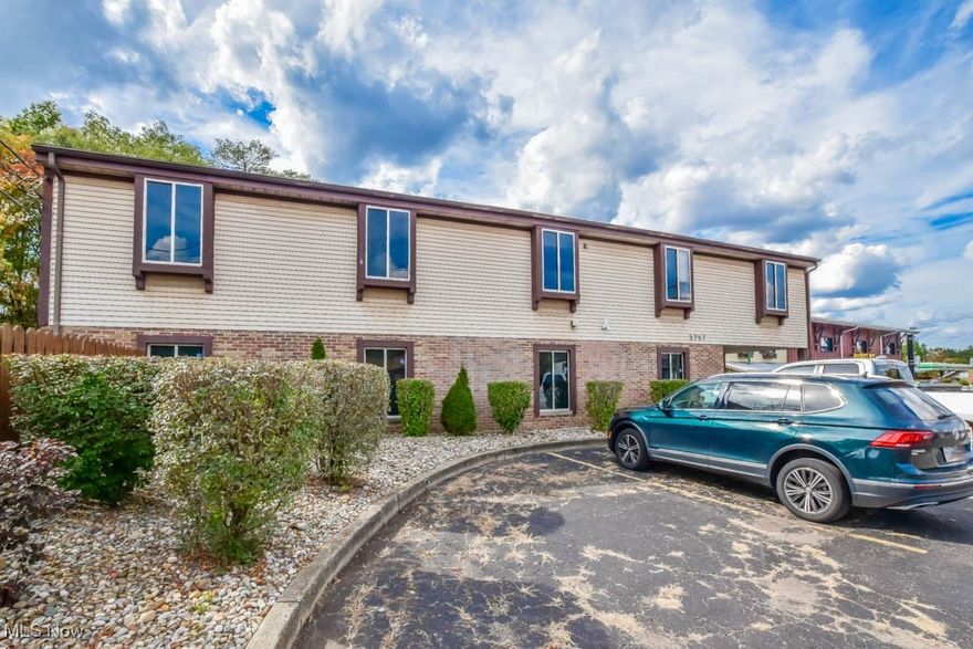 This affordable office space is located on a high traffic street with convenient access to routes 77 and 62 with immediate occupancy and potential for signage. Monthly rent is $450 with a minimum one year lease. This is an excellent opportunity for both start ups and established businesses in search of the perfect new space!