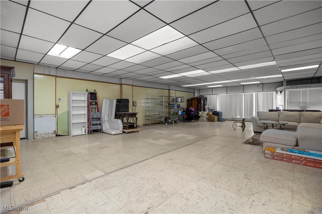 Lorain, Ohio 44052, United States, 5 Bedrooms Bedrooms, ,5 BathroomsBathrooms,Residential,Active,250475