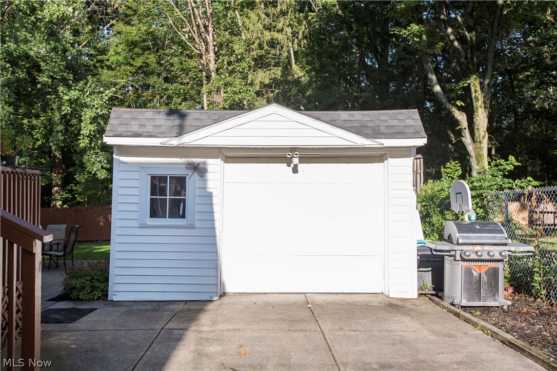 Alden B Hare Cos Lyndhurst Ma - Residential