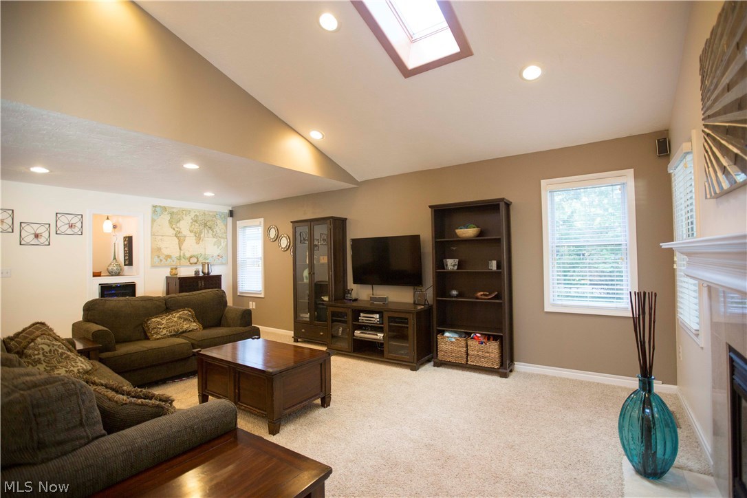 Alden B Hare Cos Lyndhurst Ma - Residential