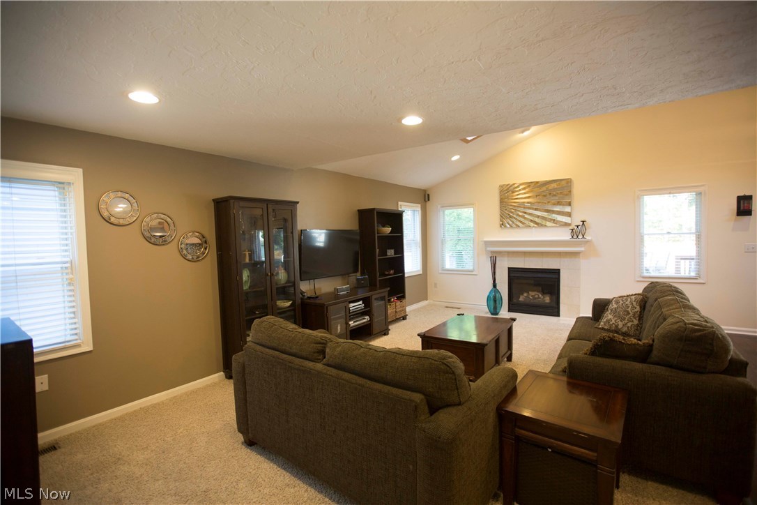 Alden B Hare Cos Lyndhurst Ma - Residential