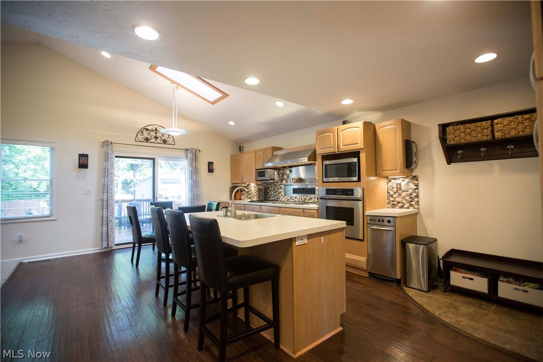 Alden B Hare Cos Lyndhurst Ma - Residential