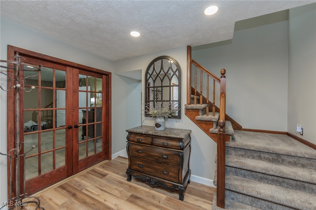 16984 Bear Creek Lane, Strongsville, Ohio image 3