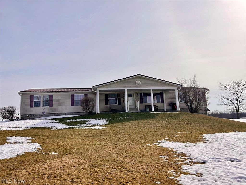 Photo of 44501 Hanover Ridge Road, Jewett, OH 43986 (MLS # 5187039)