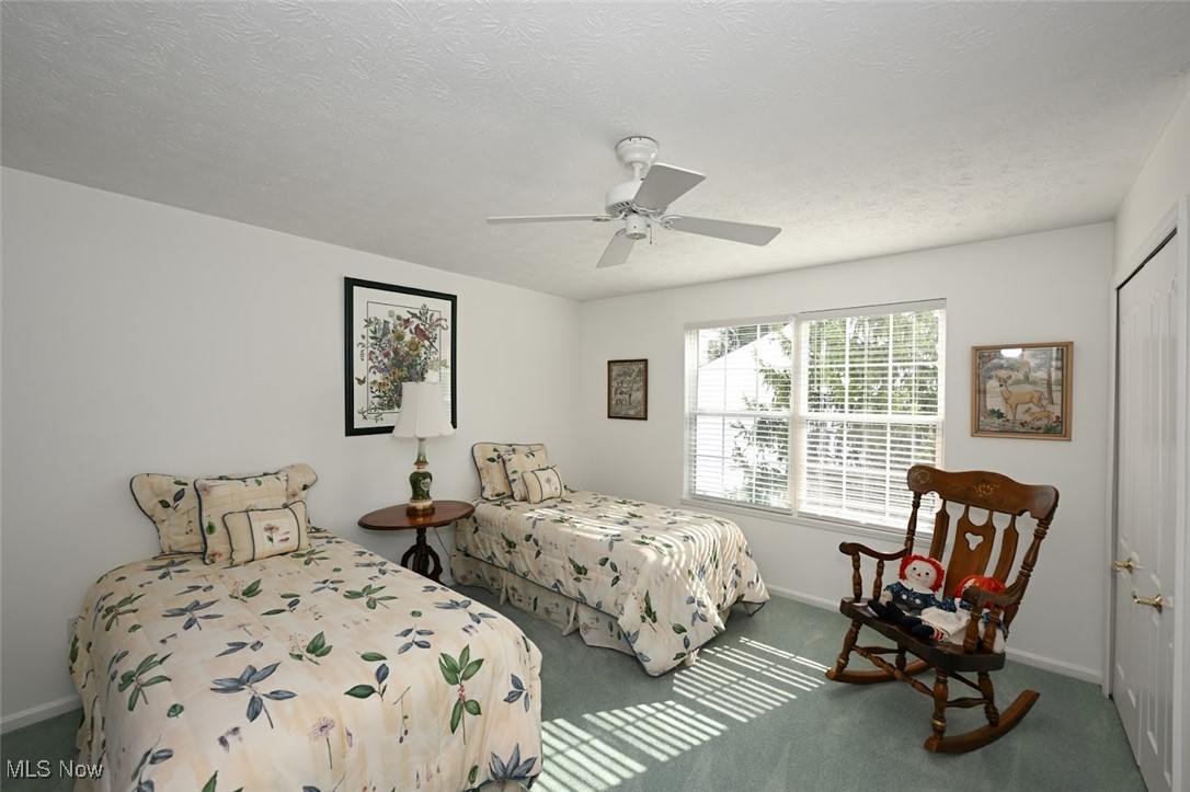 194 Kensington Court, Aurora, Ohio image 25