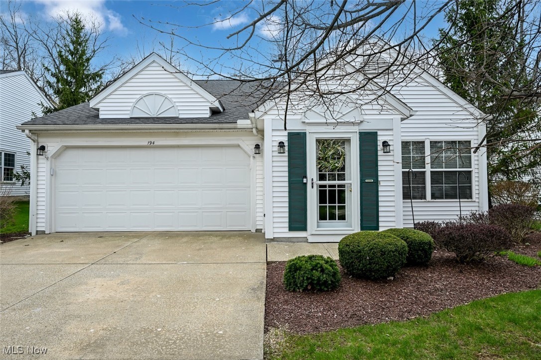 194 Kensington Court, Aurora, Ohio image 1