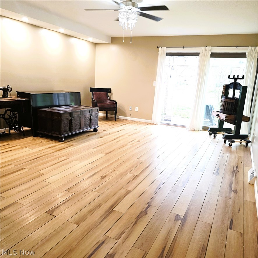 Landings Condo - Residential