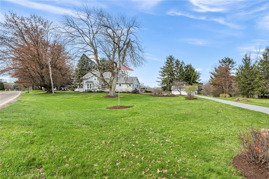 517 E State Street, Barberton, Ohio image 4