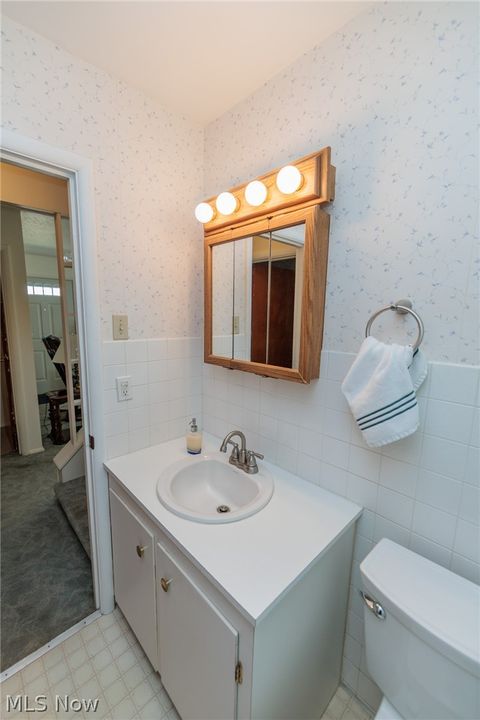 Tiny photo for 1144 Sutherland Avenue, Akron, OH 44314 (MLS # 5189734)