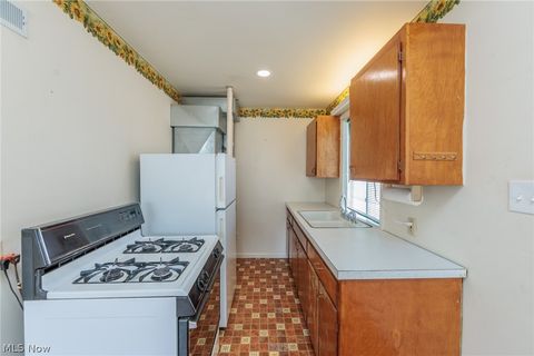 Tiny photo for 1144 Sutherland Avenue, Akron, OH 44314 (MLS # 5189734)