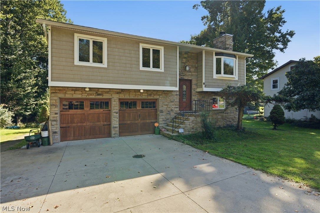 10459 Woodchuck Court