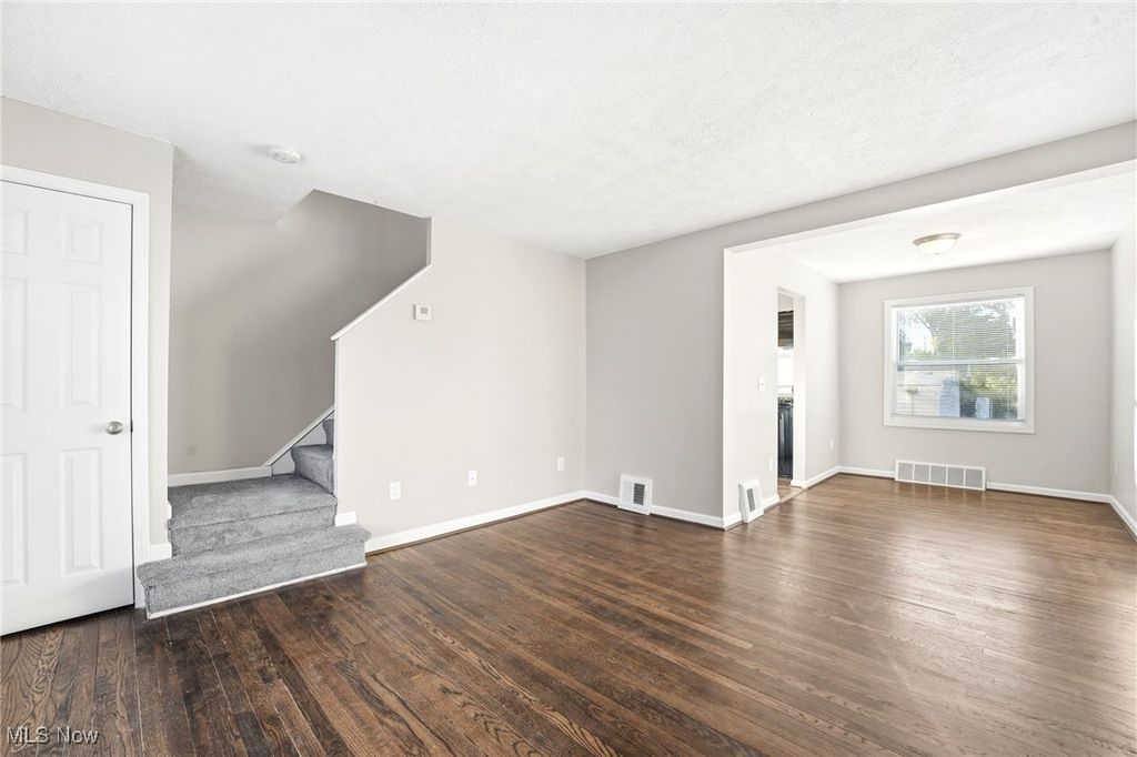 Photo of 4444 Roadoan Road, Brooklyn, OH 44144 (MLS # 5177040)